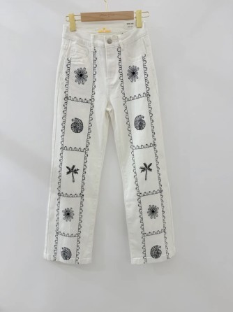 Jean blanc brodé bleu marine femme chic | C pour Elle