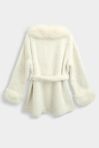 Manteau fausse fourrure écru ceinturé | Manteau femme élégant – C pour Elle