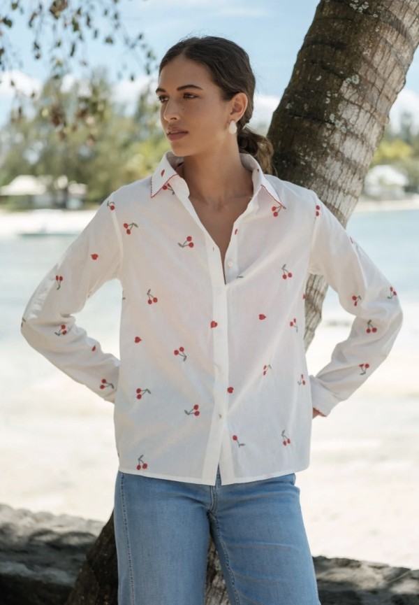 Chemise brodée cerises – 100 % coton